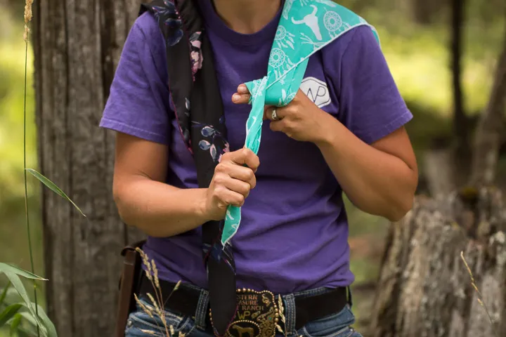 How to tie a wild rag - step three