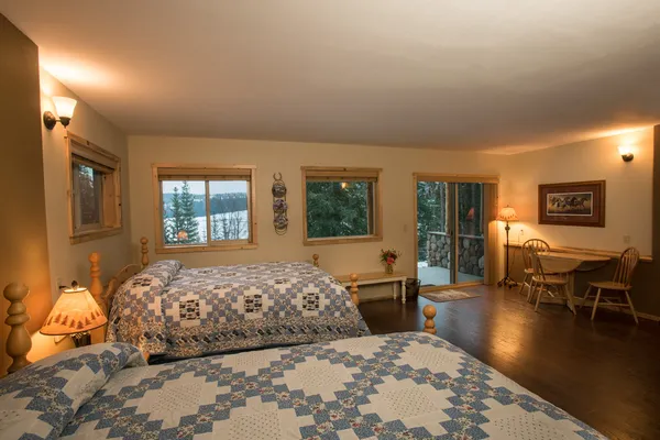 Western Pleasure Guest Ranch Meadow View Downstairs